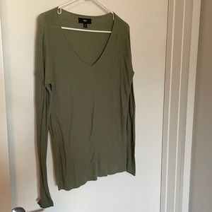 Lightweight sweater